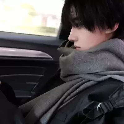 雍恨云
